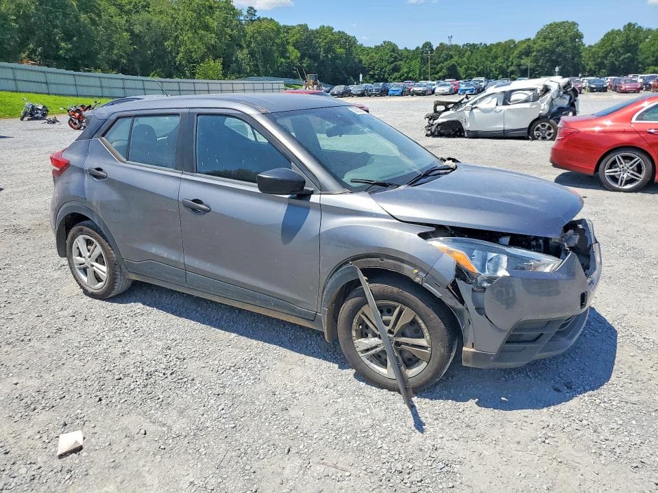 2020 NISSAN KICKS S 4