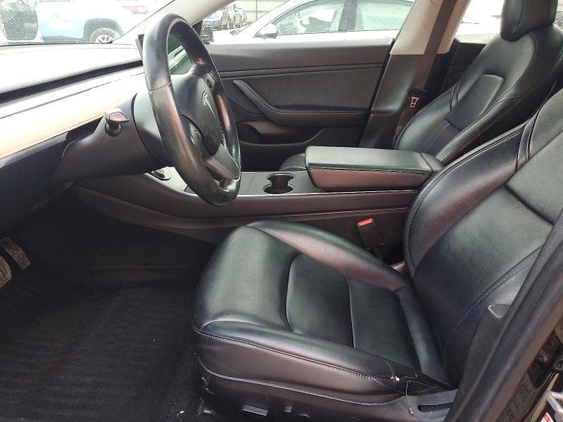 2018 TESLA MODEL 3 7