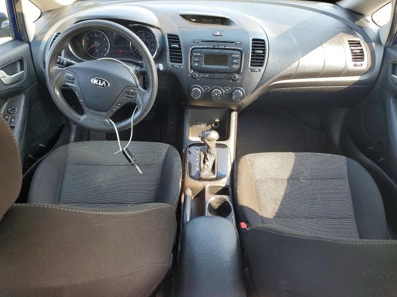 2017 KIA FORTE LX 8