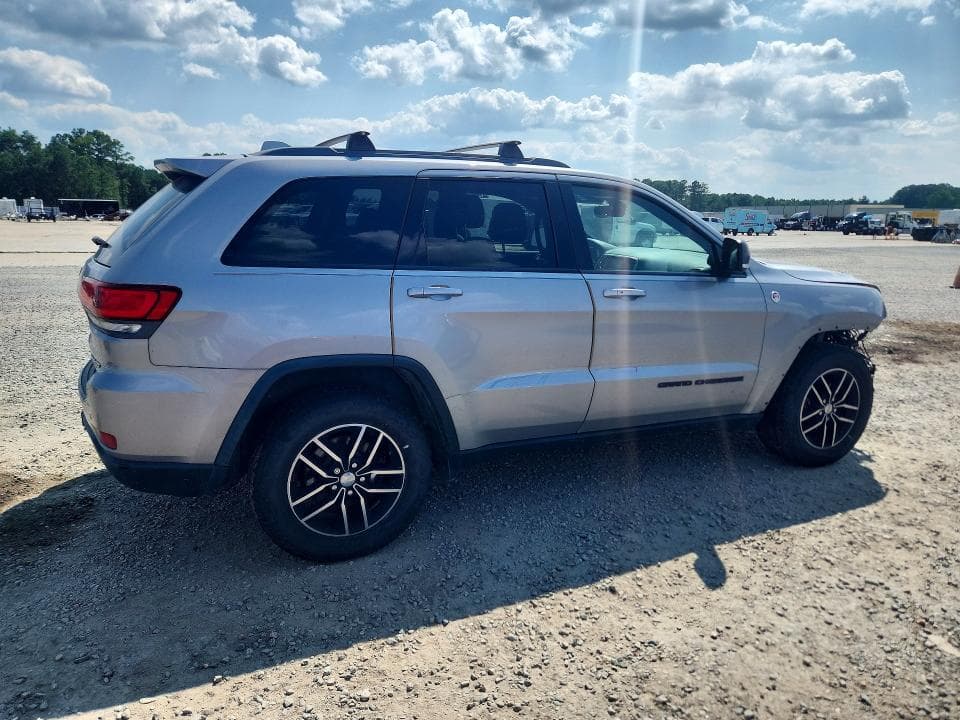 2017 JEEP GRAND CHEROKEE TRAILHAWK 3