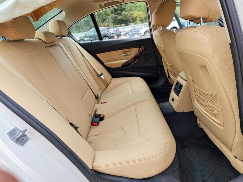 2018 BMW 320 XI 10