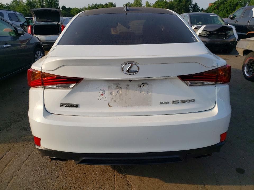 2017 LEXUS IS 300 6