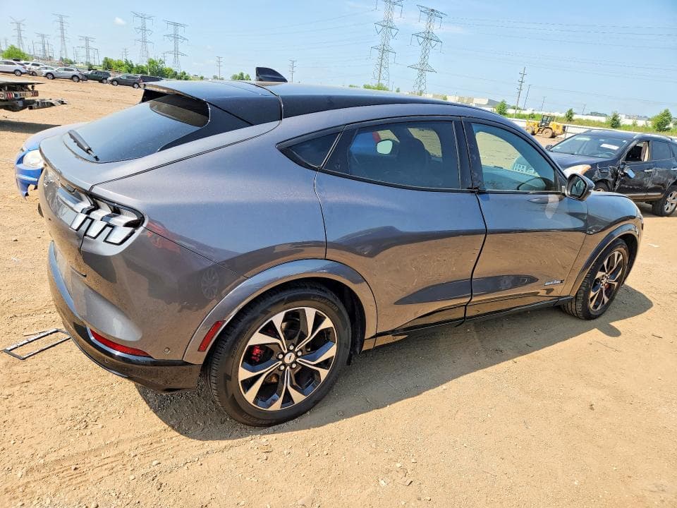 2021 FORD MUSTANG MACH-E PREMIUM 3