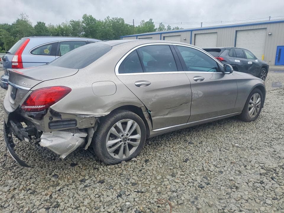 2019 MERCEDES-BENZ C 300 4MATIC 3