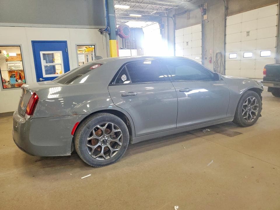 2017 CHRYSLER 300 S 3