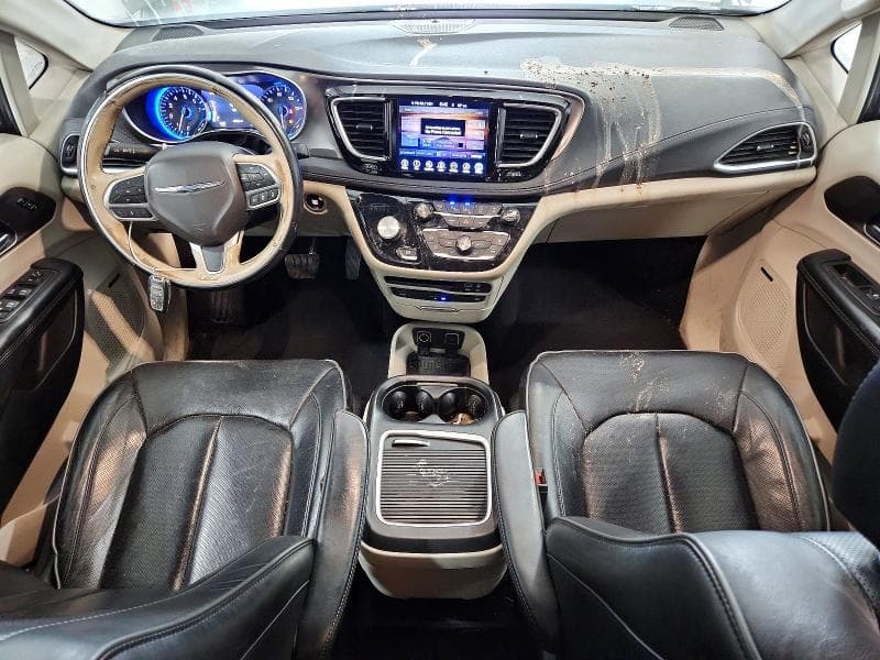 2017 CHRYSLER PACIFICA LIMITED 8