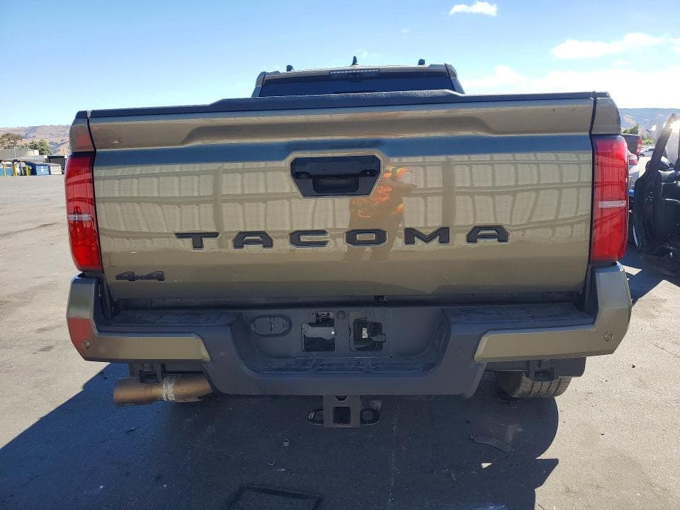 2025 TOYOTA TACOMA TRD SPORT 6