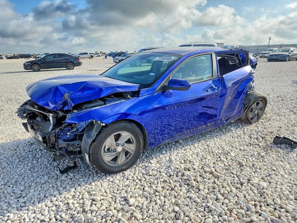 2025 HYUNDAI ELANTRA SE - 1