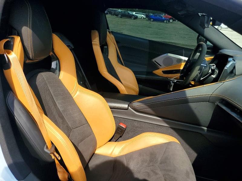 2021 CHEVROLET CORVETTE STINGRAY 2LT 10