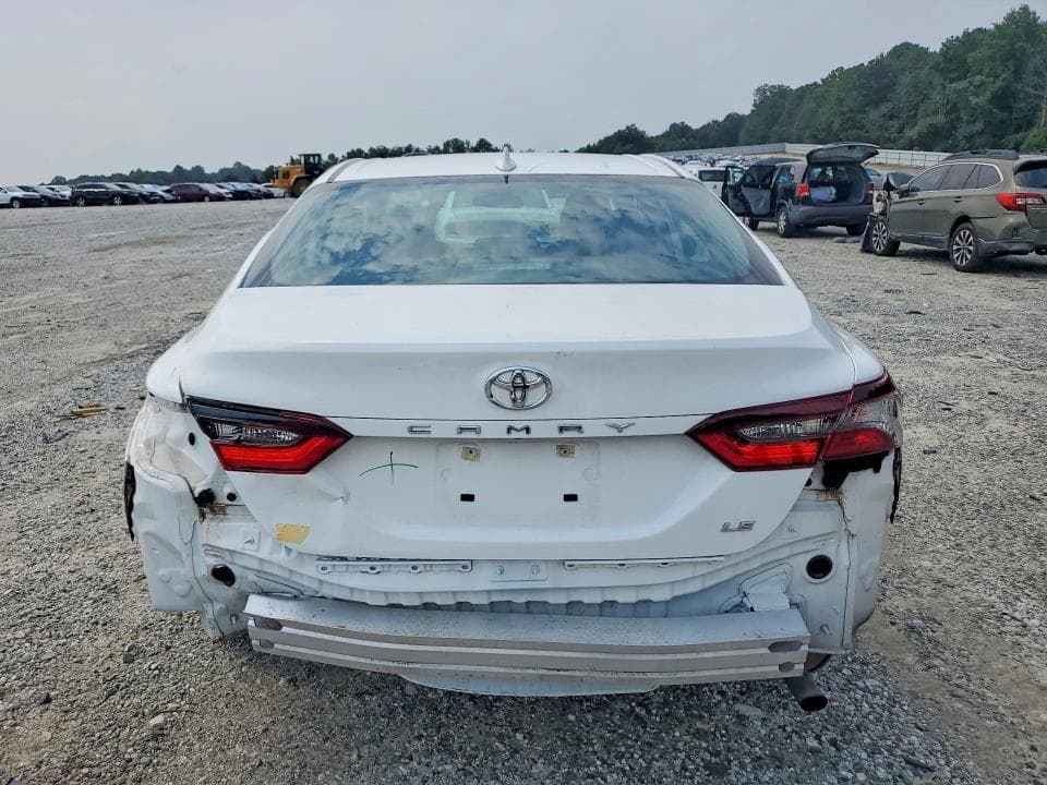2024 TOYOTA CAMRY LE 6