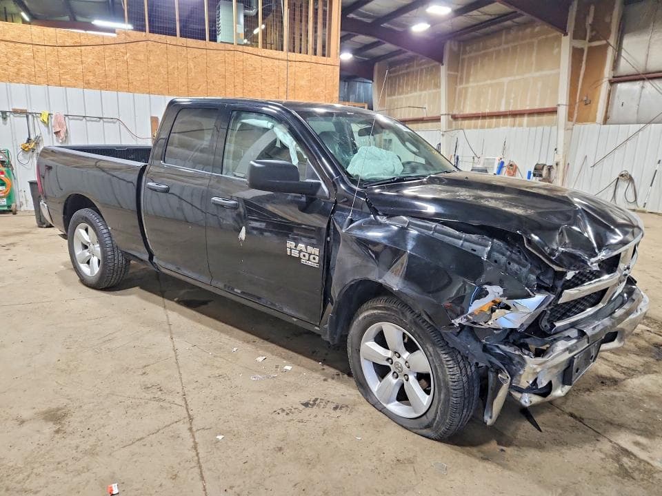 2024 RAM 1500 CLASSIC SLT 4