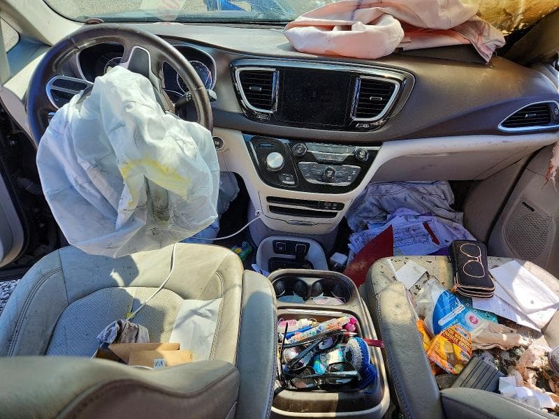2018 CHRYSLER PACIFICA TOURING L PLUS 8