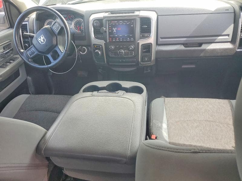 2019 RAM 1500 CLASSIC SLT 8