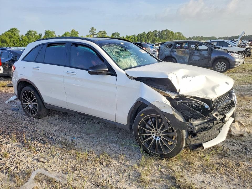 2022 MERCEDES-BENZ GLC 300 4