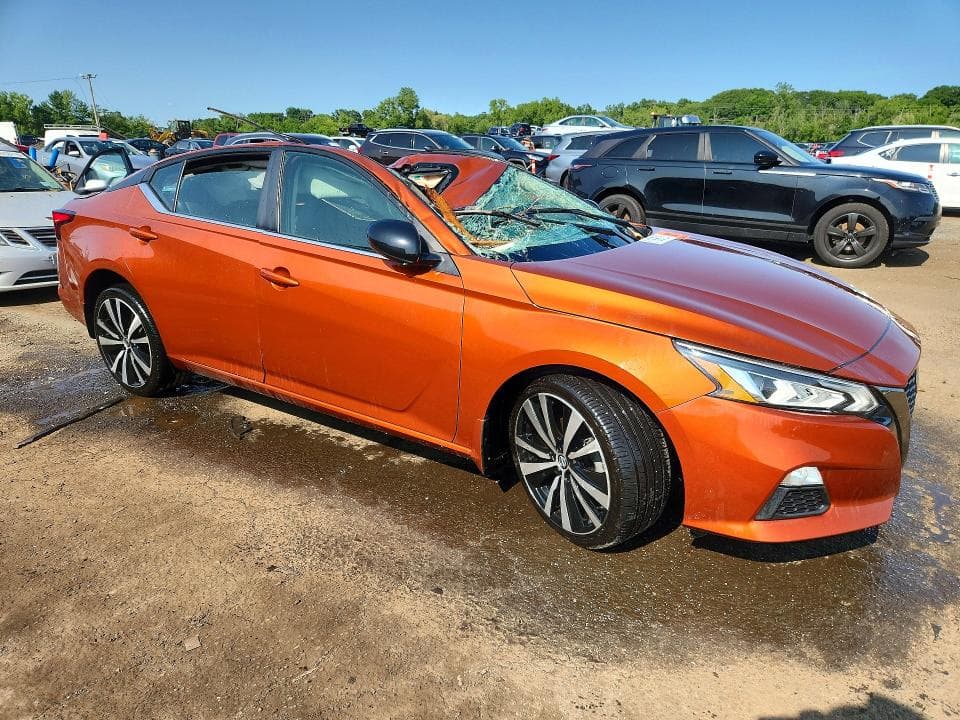 2019 NISSAN ALTIMA SR 4