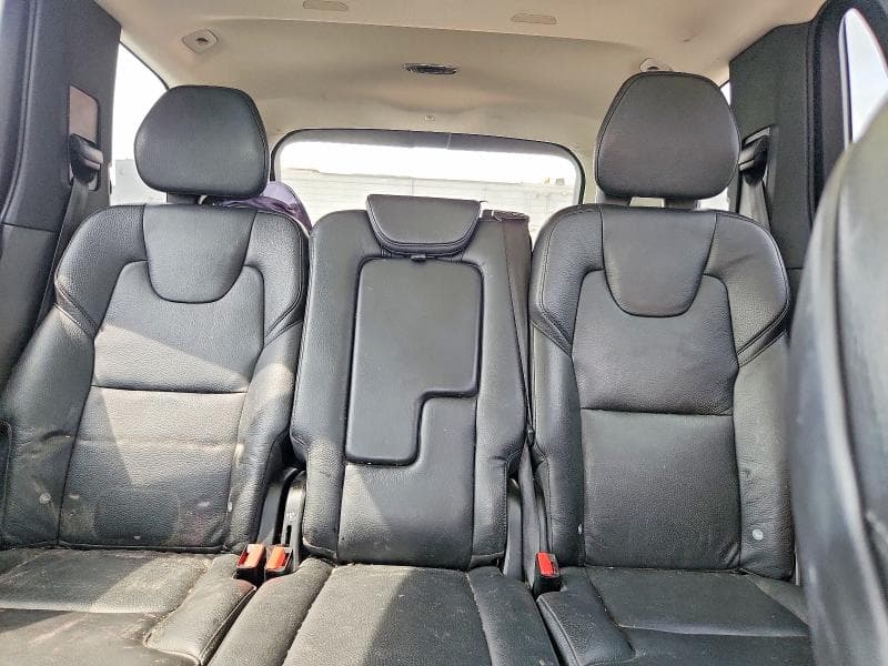 2019 VOLVO XC90 T6 MOMENTUM 10