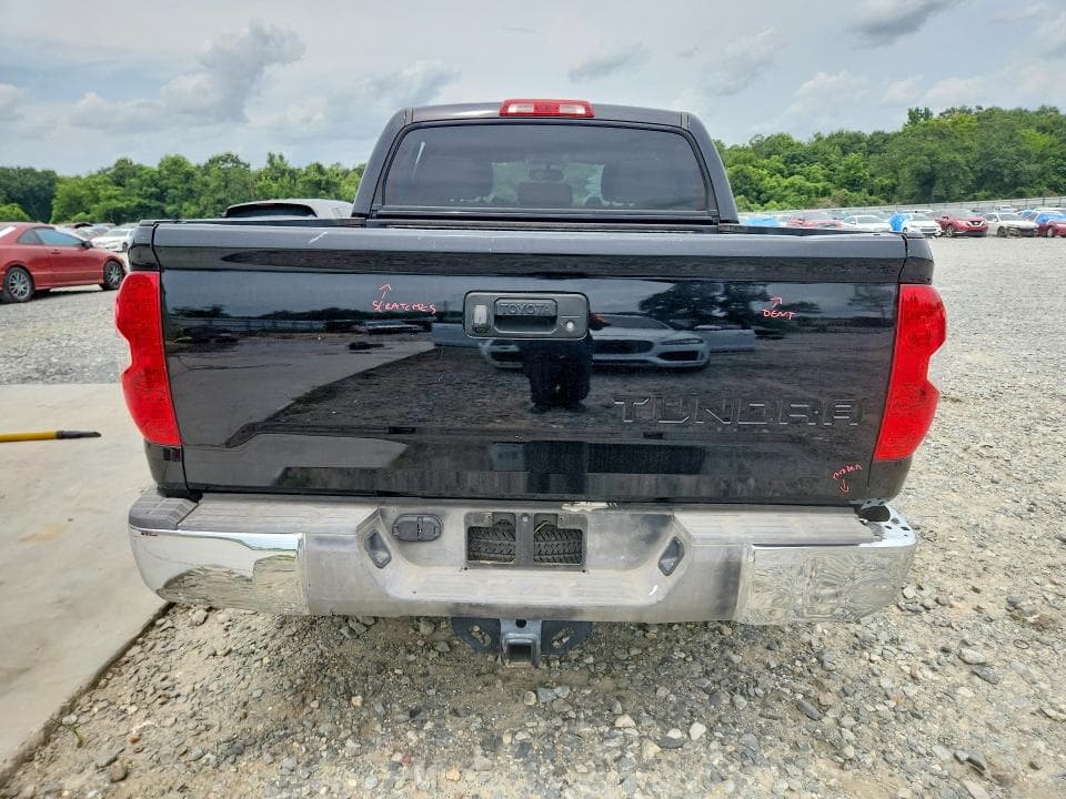 2017 TOYOTA TUNDRA CREWMAX SR5 6