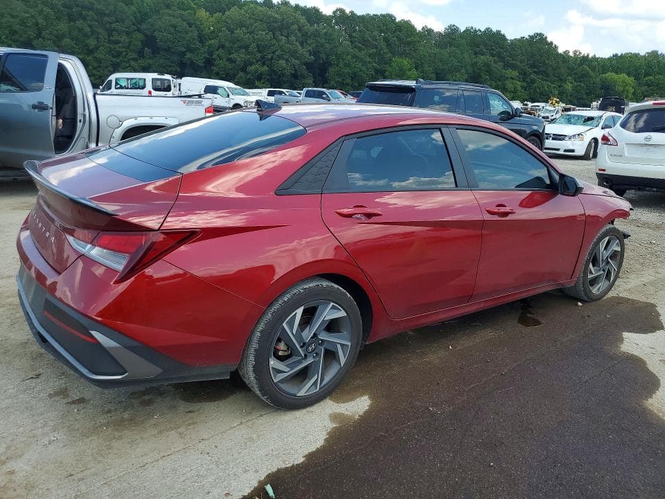 2025 HYUNDAI ELANTRA SEL SPORT 3