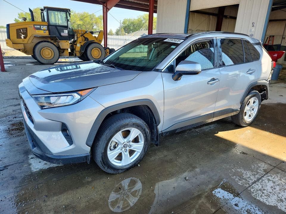2019 TOYOTA RAV4 XLE - 1
