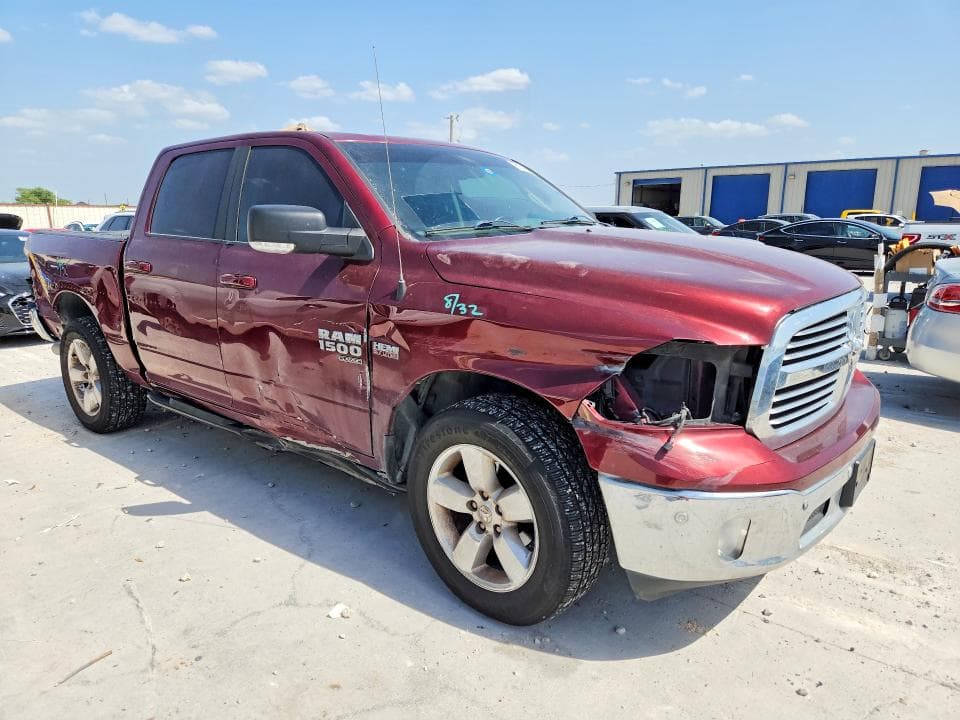 2019 RAM 1500 CLASSIC SLT 4