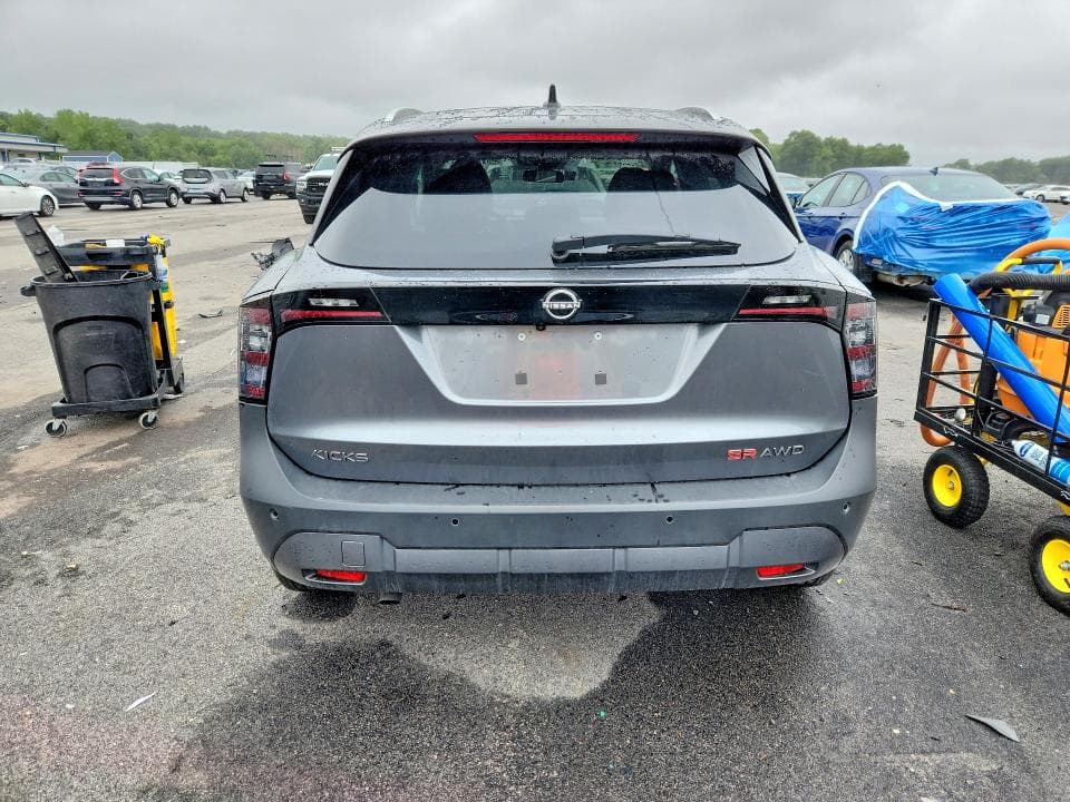 2026 NISSAN KICKS SR 6