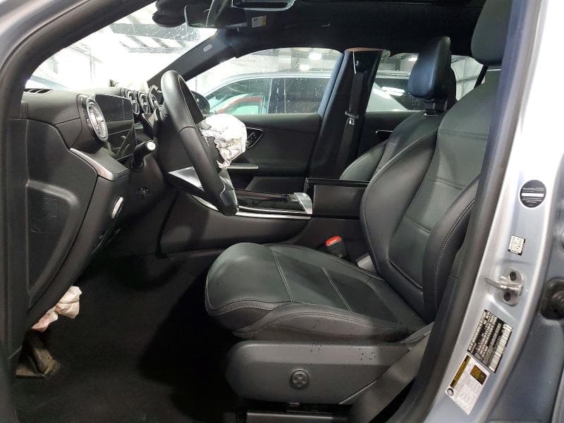 2025 MERCEDES-BENZ GLC 300 4MATIC 7