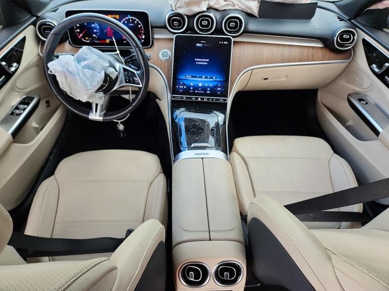 2025 MERCEDES-BENZ C 300 8