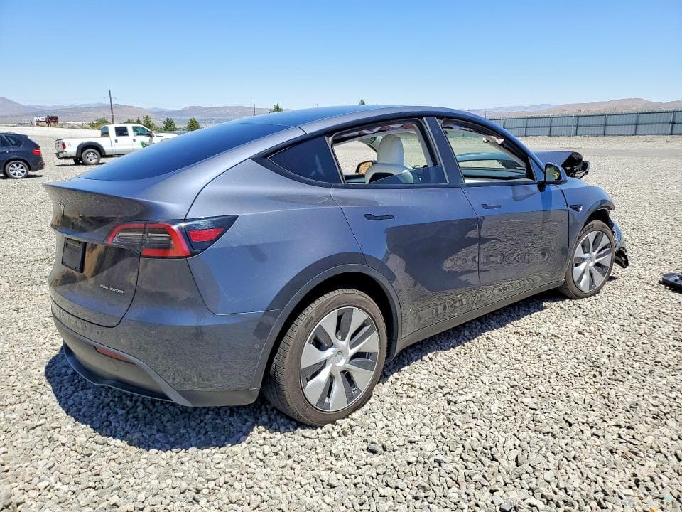 2023 TESLA MODEL Y 3