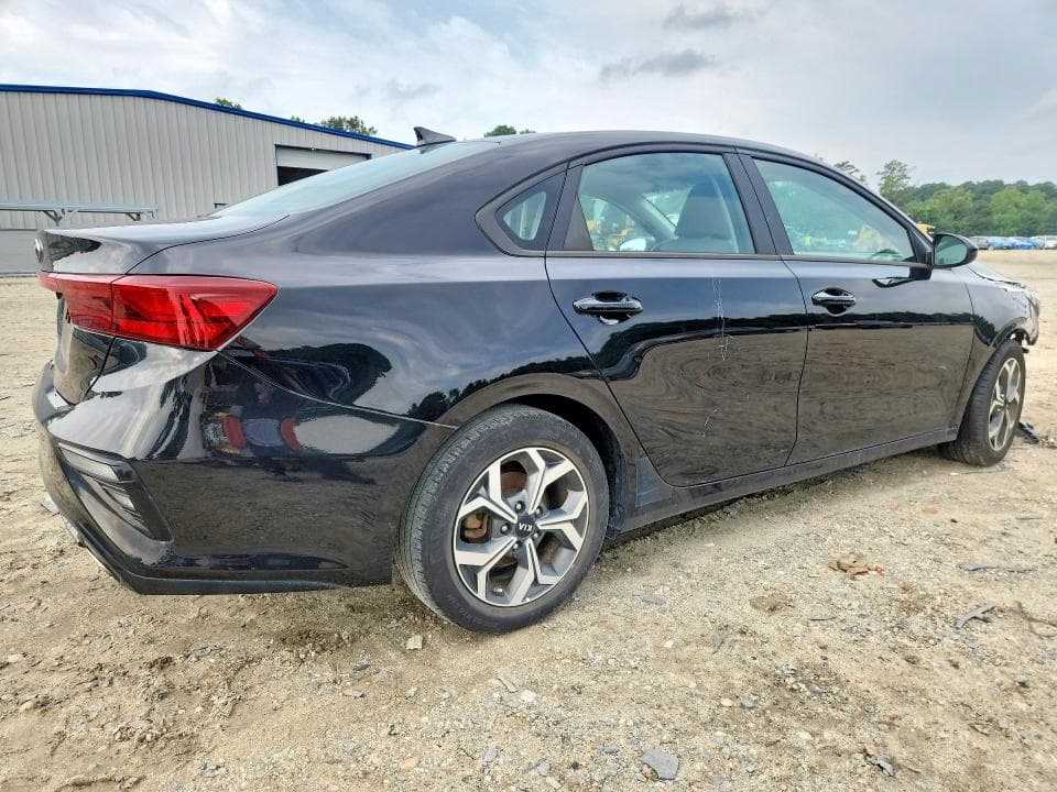 2021 KIA FORTE LXS 3