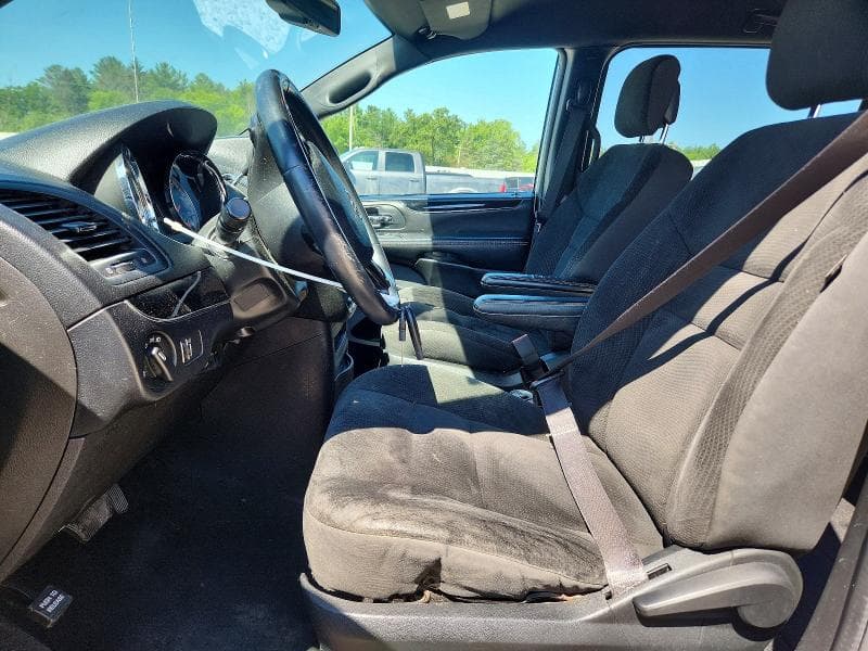 2017 DODGE GRAND CARAVAN SE 7