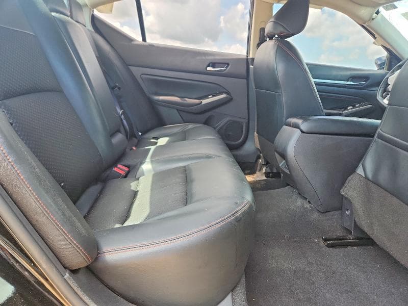 2023 NISSAN ALTIMA SR 10