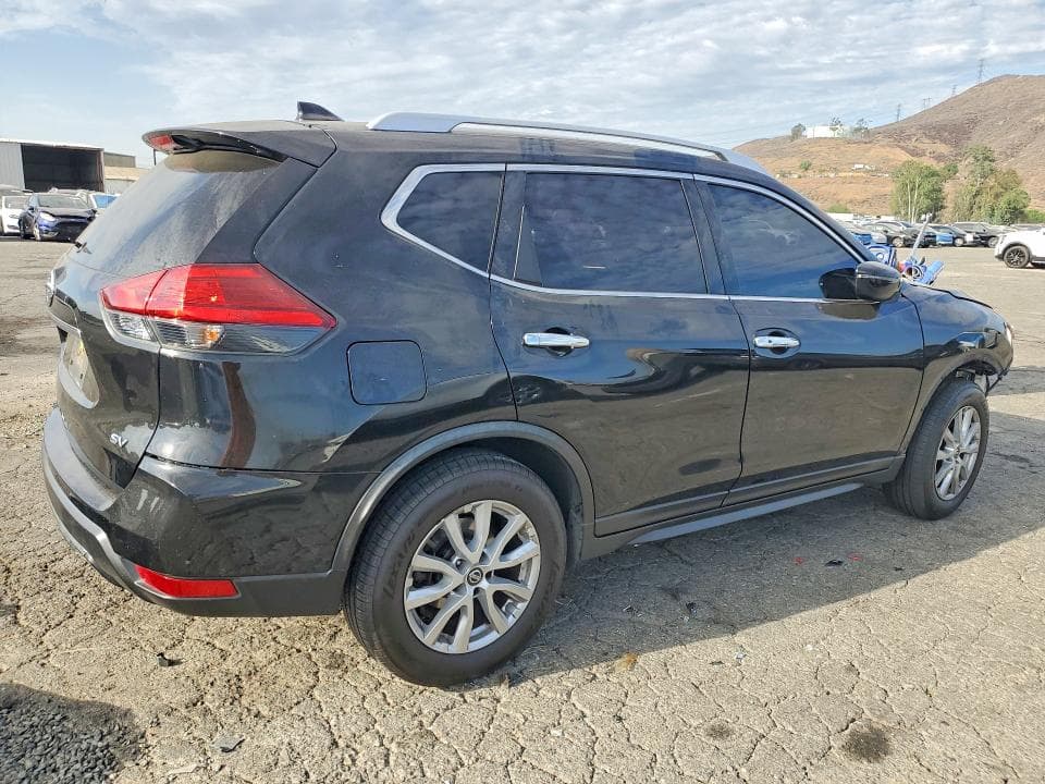 2017 NISSAN ROGUE SV 3