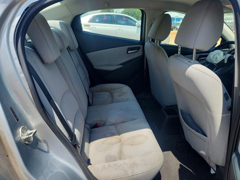 2019 TOYOTA YARIS 10