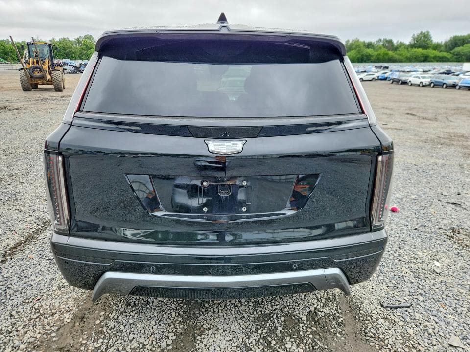 2026 CADILLAC VISTIQ PREMIUM LUXURY 6