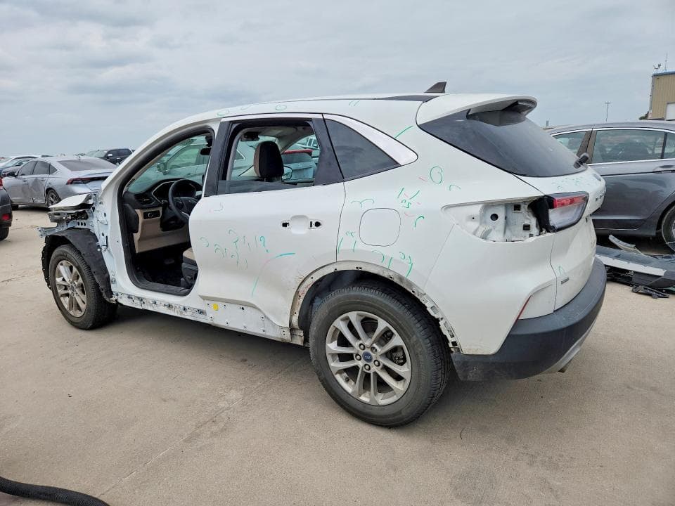 2022 FORD ESCAPE SE 2