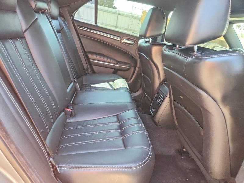 2017 CHRYSLER 300 S 10