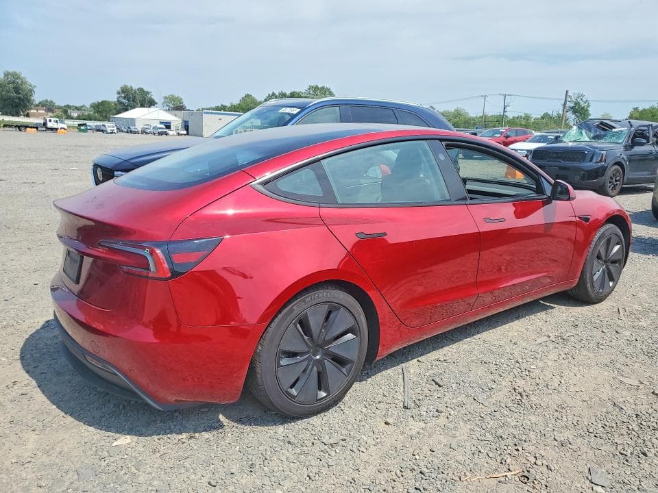 2025 TESLA MODEL 3 3