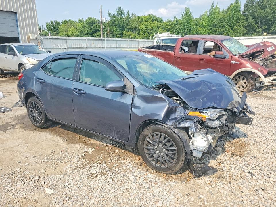 2017 TOYOTA COROLLA LE 4