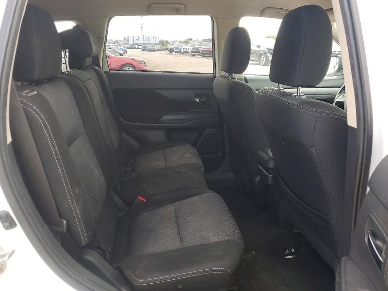 2017 MITSUBISHI OUTLANDER ES 10