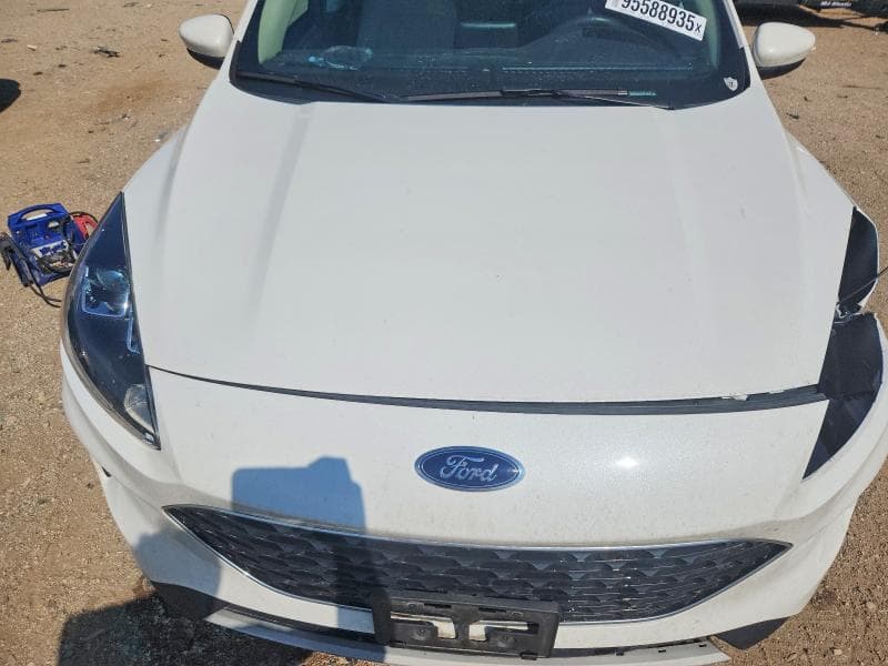 2020 FORD ESCAPE SE 11