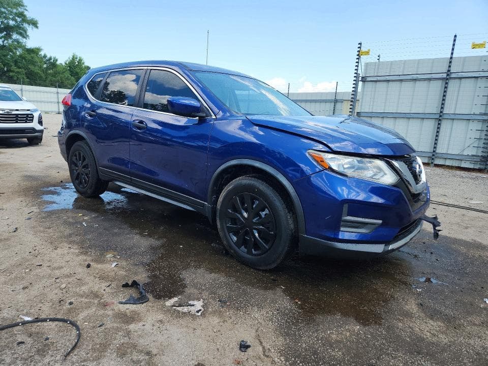 2017 NISSAN ROGUE S 4