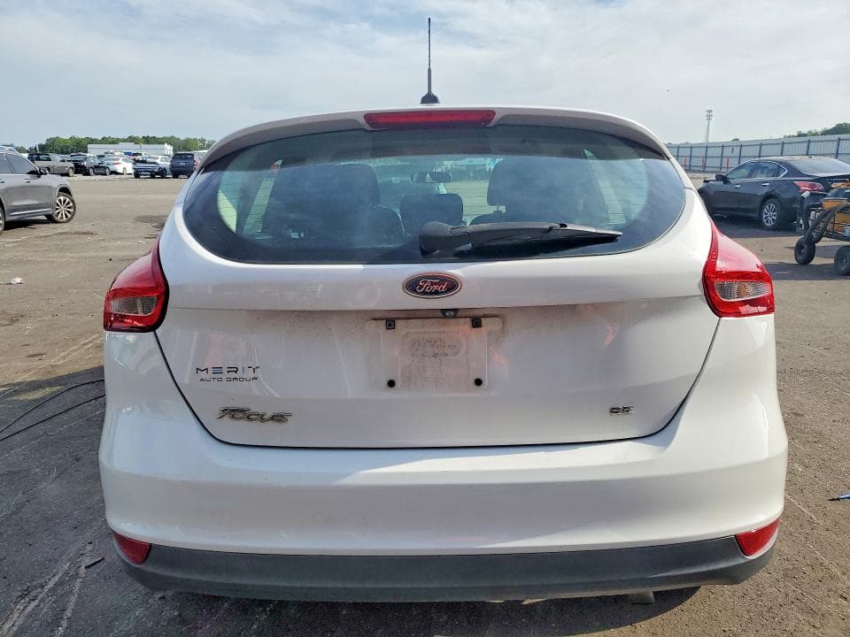 2017 FORD FOCUS SE 6