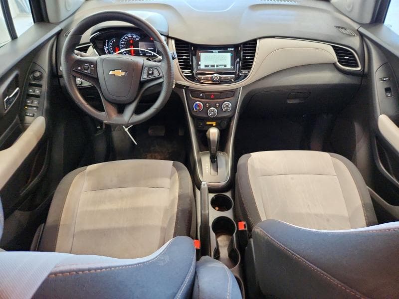 2017 CHEVROLET TRAX 1LT 8