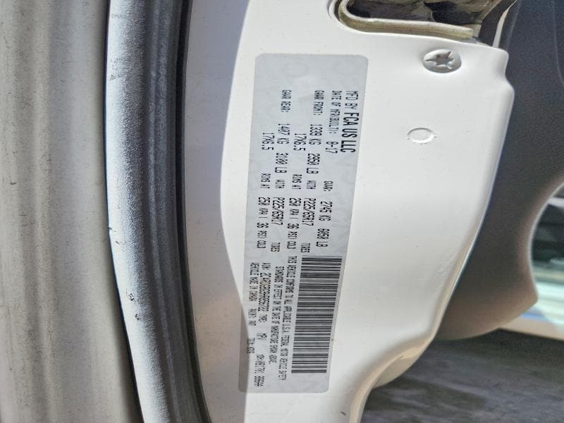 2017 DODGE GRAND CARAVAN SE 13