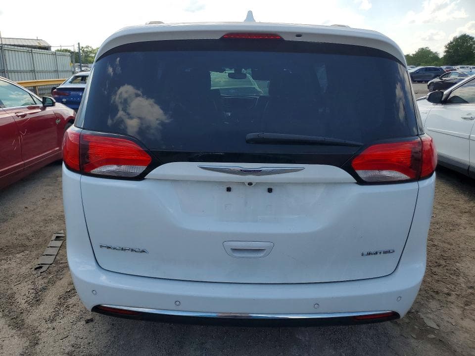 2020 CHRYSLER PACIFICA LIMITED 6