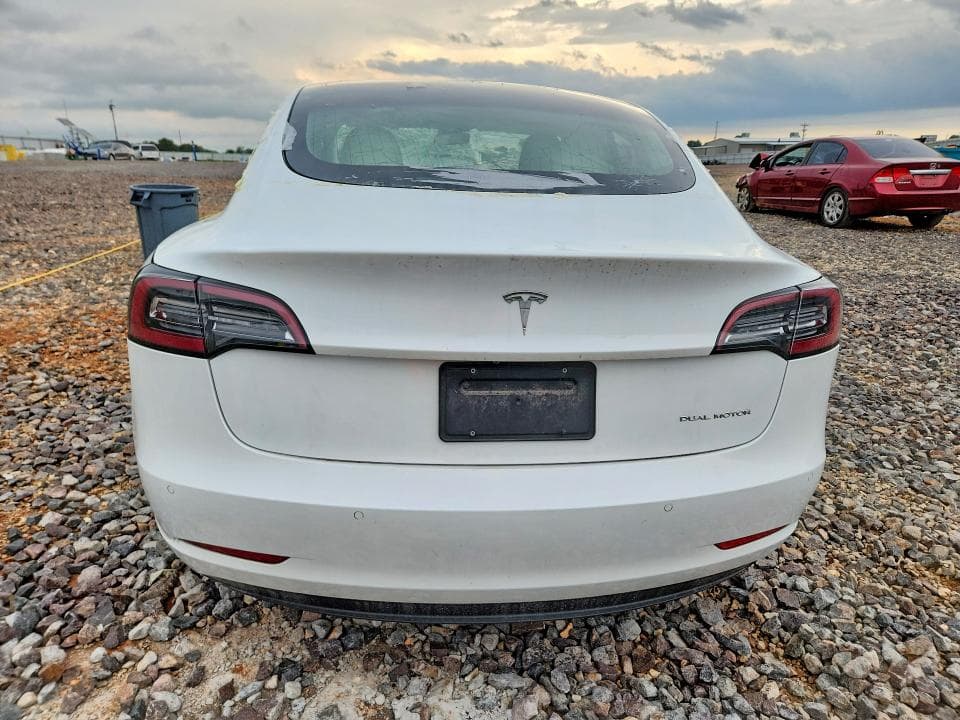 2020 TESLA MODEL 3 6