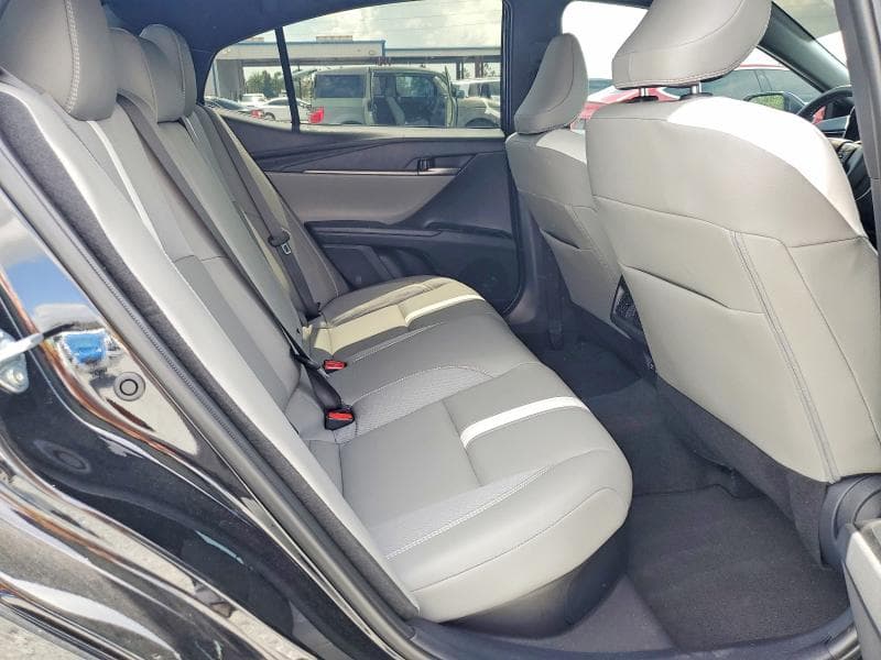 2025 TOYOTA CAMRY SE 10