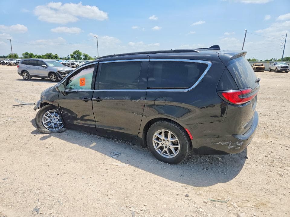 2022 CHRYSLER PACIFICA TOURING L 2