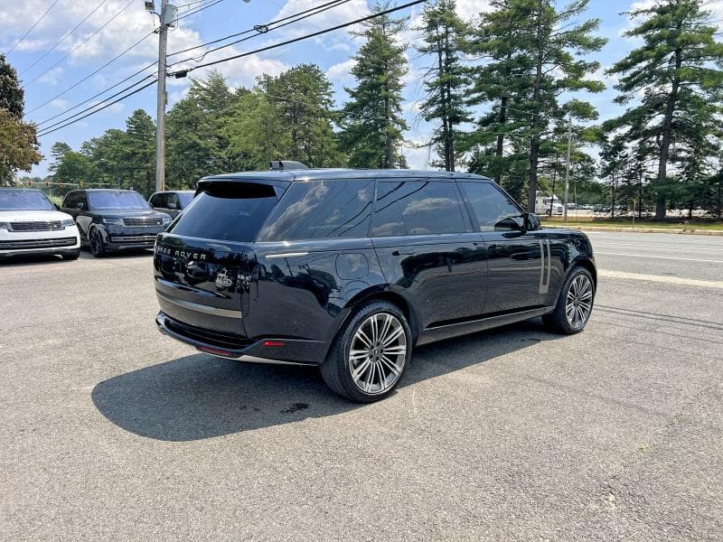 2023 LAND ROVER RANGE ROVER SE 4