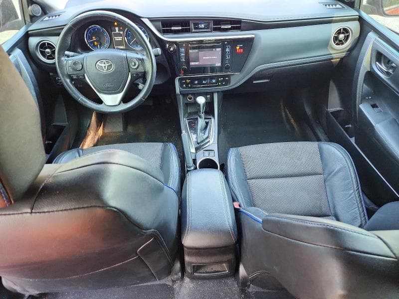 2018 TOYOTA COROLLA SE 8